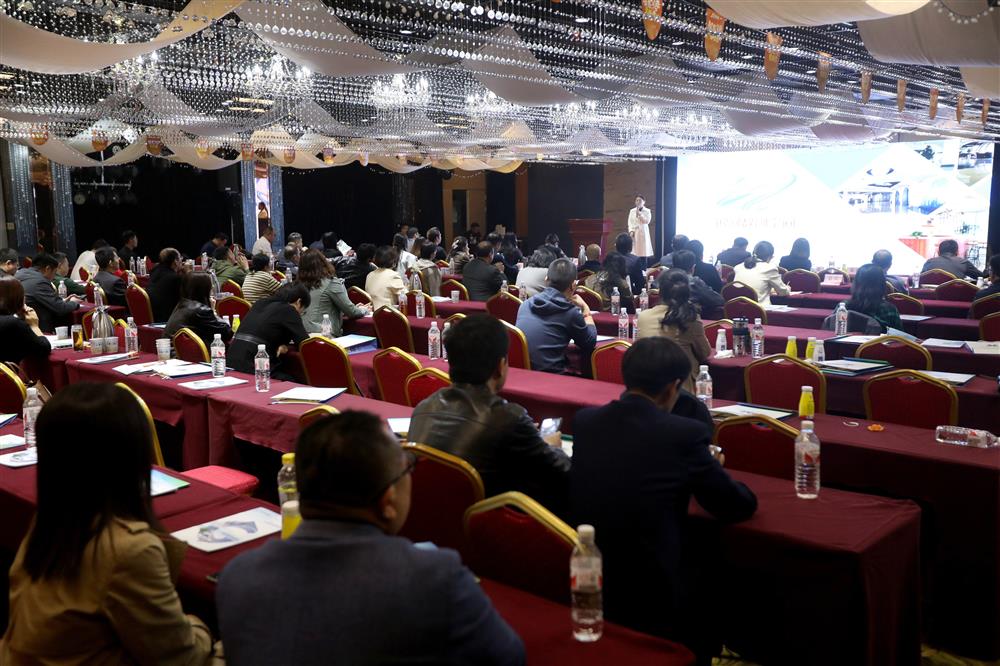 AI賦能產(chǎn)業(yè)生態(tài)！科創(chuàng)投集團(tuán)旗下銀河數(shù)創(chuàng)空間舉辦濟(jì)南科創(chuàng)數(shù)創(chuàng)生態(tài)大會(huì)